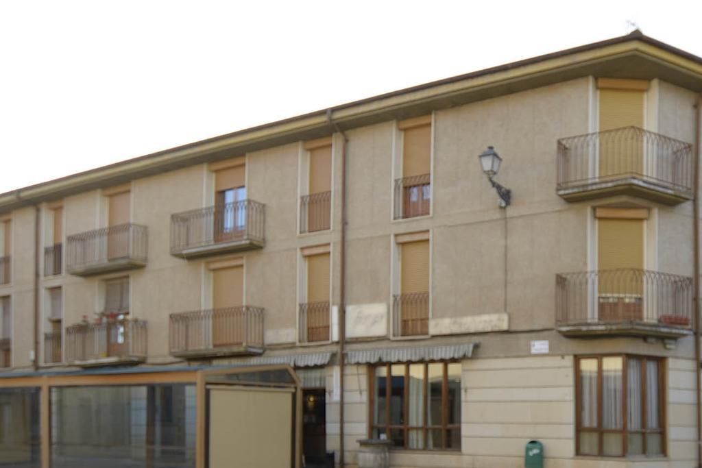 Hostal Goyo Garray Buitenkant foto
